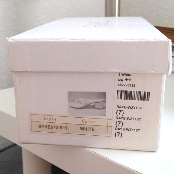 RAYE Estes Sandals (OBO) - Picture 7 of 9